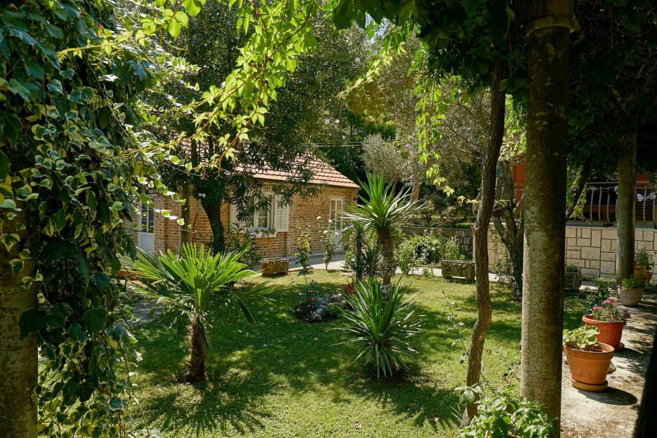 Mediterranean Holiday House & Apartments Kotor Exterior foto